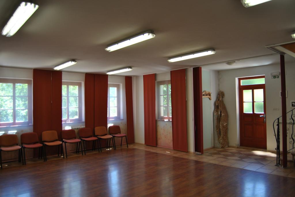 Вилла Tourist Farm Dujceva Domacija Vremski Britof Экстерьер фото